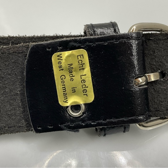 Vintage Echt Leder leather belt with an 80’s Glam Rock feel - Picture 8 of 11